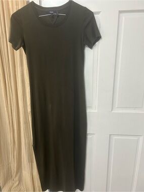 Theory Olive Green Short Sleeve Maxi Dress